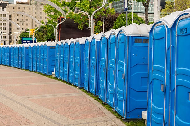 Best VIP or Luxury Restroom Trailers  in Elliston, VA